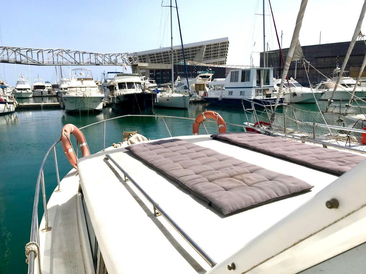 Boat Yacht Barcelona Sant Adria de Besos Exterior foto